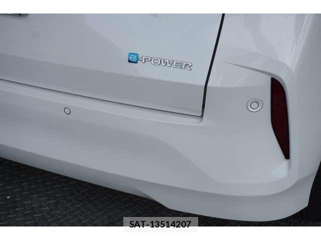 Nissan AURA 2021-09 7215078-8