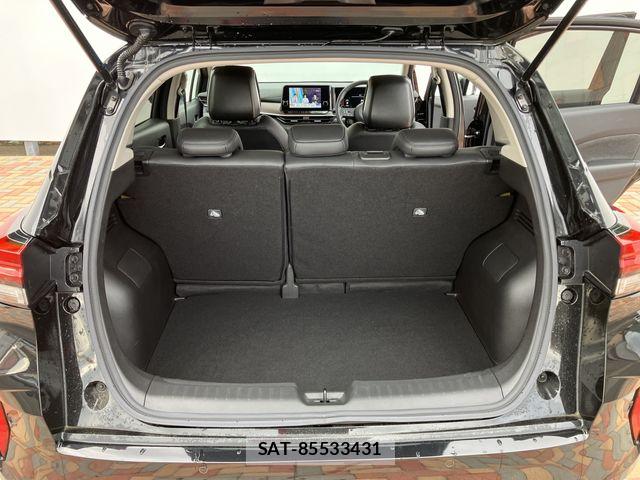 Nissan AURA 2024-04 7215117-12