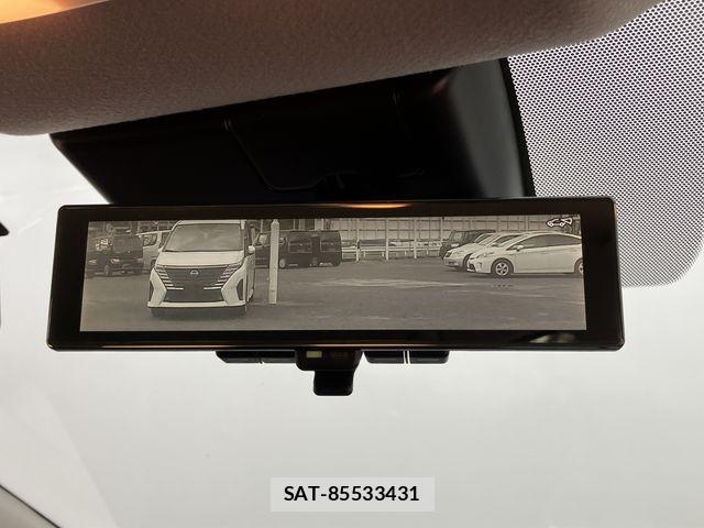 Nissan AURA 2024-04 7215117-14
