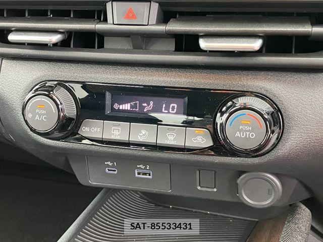 Nissan AURA 2024-04 7215117-23