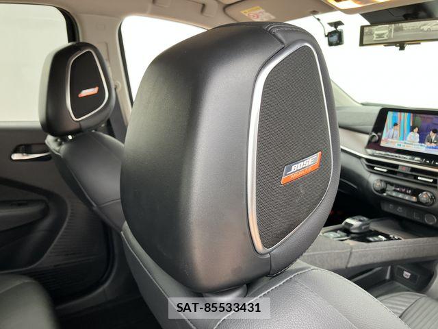 Nissan AURA 2024-04 7215117-24