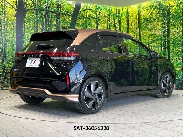 Nissan AURA 2021-09 7215073-16