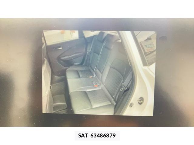 Nissan AURA 2022-10 7215098-10