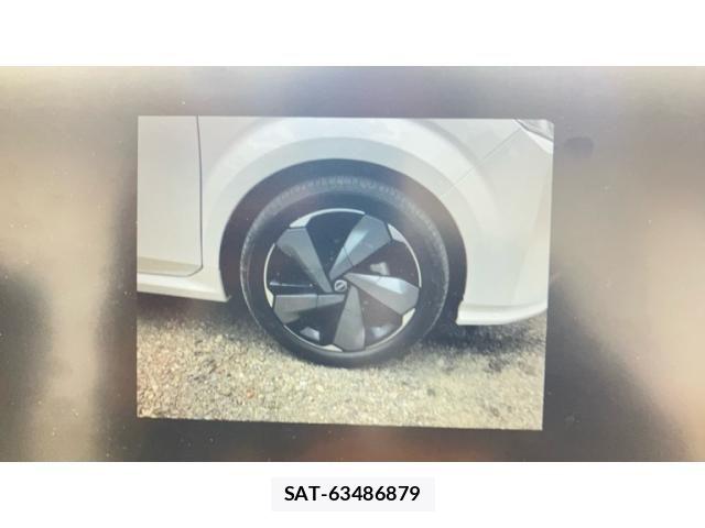 Nissan AURA 2022-10 7215098-3