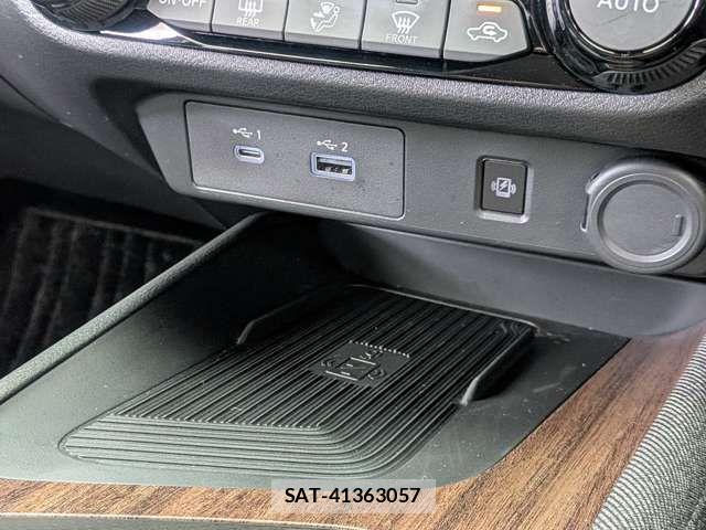 Nissan AURA 2022-11 7215095-10