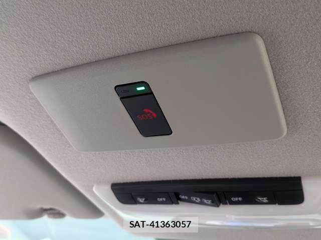 Nissan AURA 2022-11 7215095-11