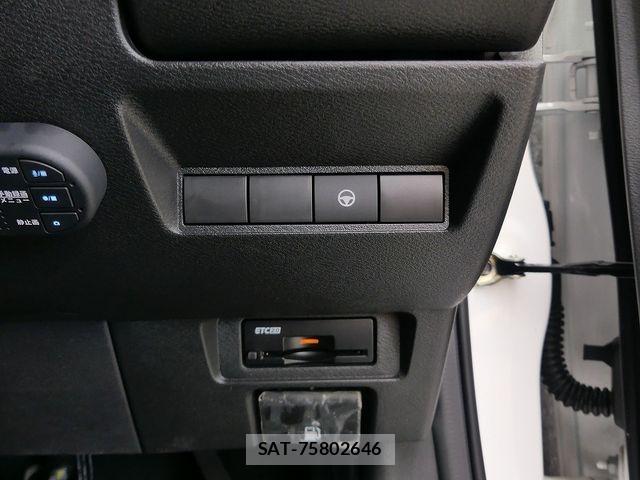 Nissan AURA 2022-07 7249860-11