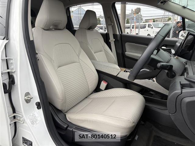 Nissan AURA 2022-11 7249867-28
