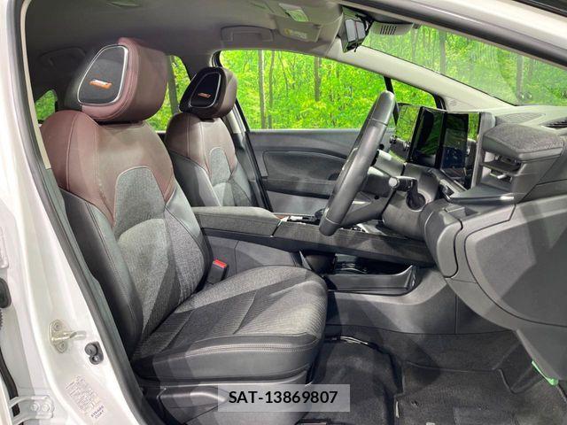 Nissan AURA 2023-07 7271562-7