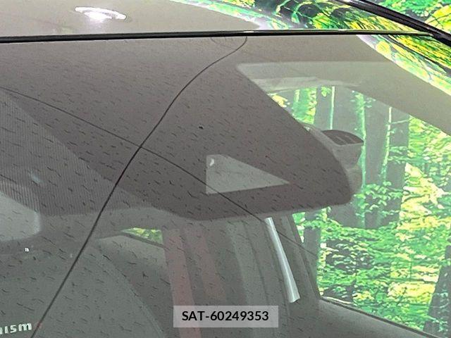 Nissan AURA 2022-06 7271558-4