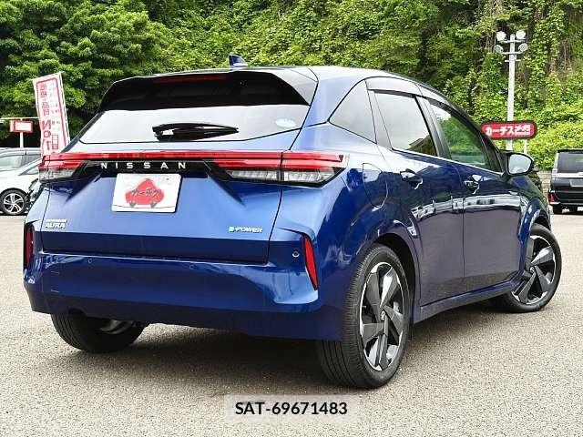 Nissan AURA 2021-12 7325814-2