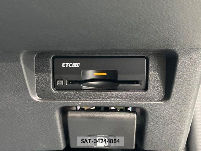 Nissan AURA 2023-10 7325788-5