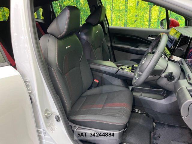 Nissan AURA 2023-10 7325788-7