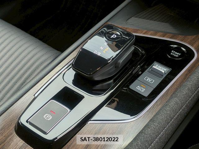 Nissan AURA 2022-11 7325810-12