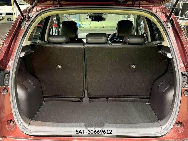 Nissan AURA 2022-01 7356930-11