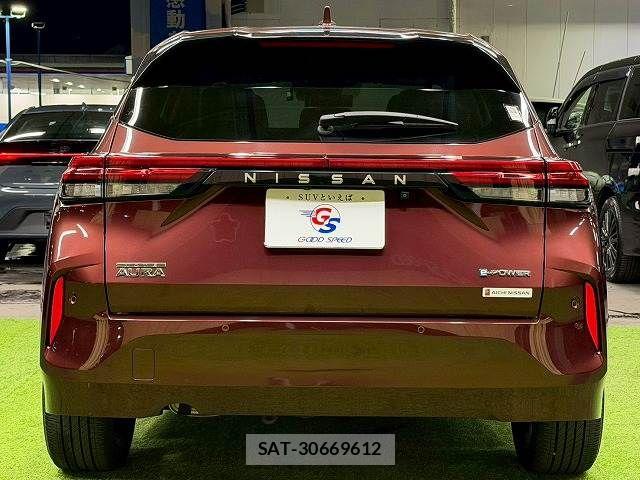 Nissan AURA 2022-01 7356930-16