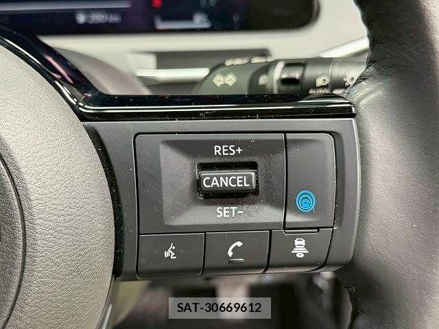 Nissan AURA 2022-01 7356930-4