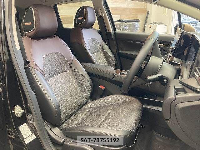 Nissan AURA 2023-07 7356927-11