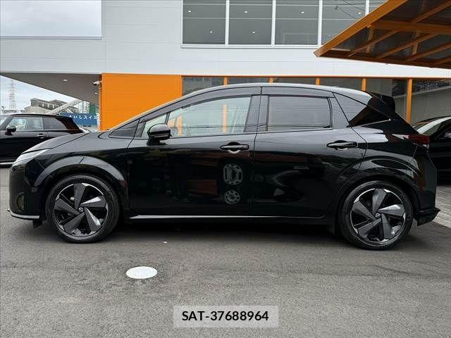 Nissan AURA 2022-01 7356937-11