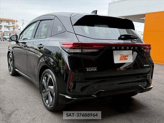 Nissan AURA 2022-01 7356937-12