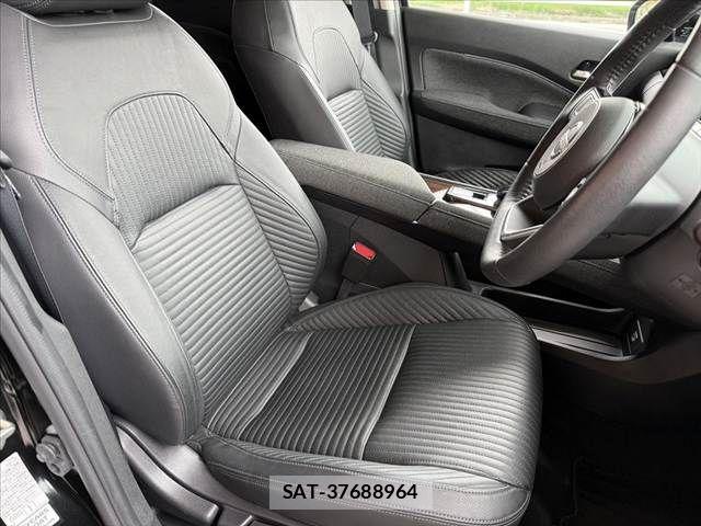 Nissan AURA 2022-01 7356937-15