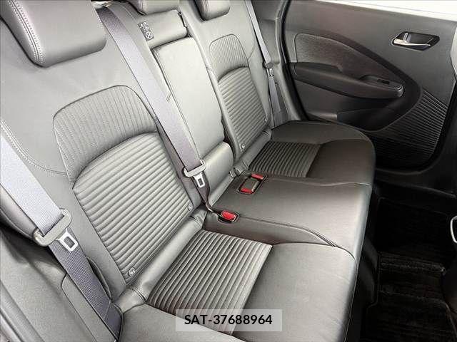 Nissan AURA 2022-01 7356937-17