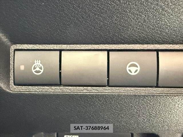Nissan AURA 2022-01 7356937-24