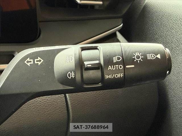 Nissan AURA 2022-01 7356937-27