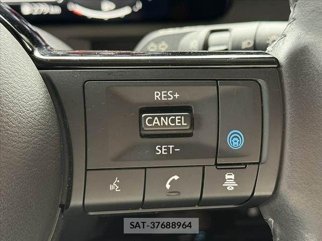 Nissan AURA 2022-01 7356937-4