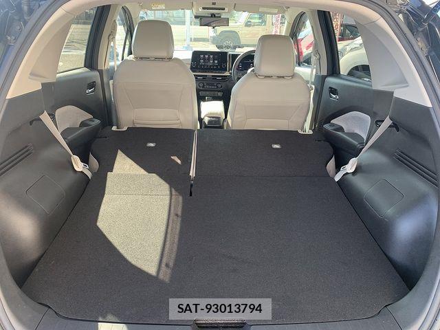 Nissan AURA 2021-08 7356938-19