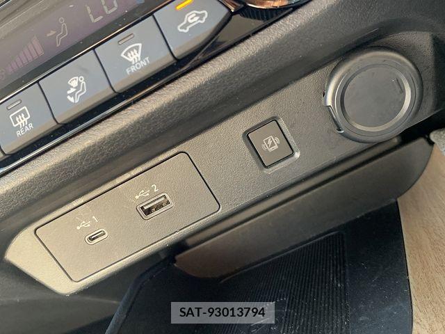Nissan AURA 2021-08 7356938-22