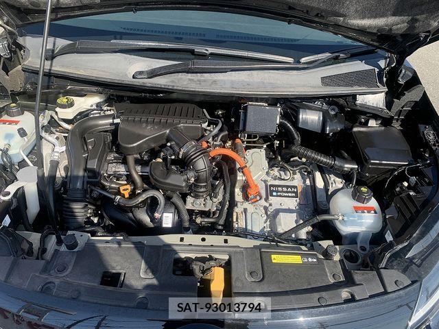 Nissan AURA 2021-08 7356938-28