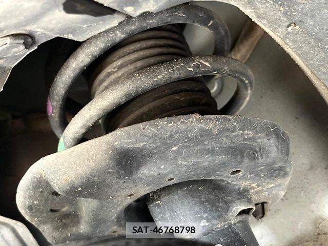Nissan AURA 2021-08 7356933-19