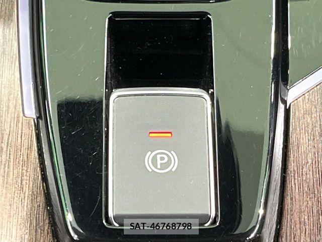 Nissan AURA 2021-08 7356933-8