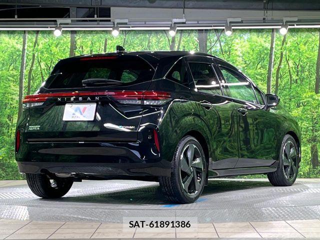 Nissan AURA 2022-01 7356932-16
