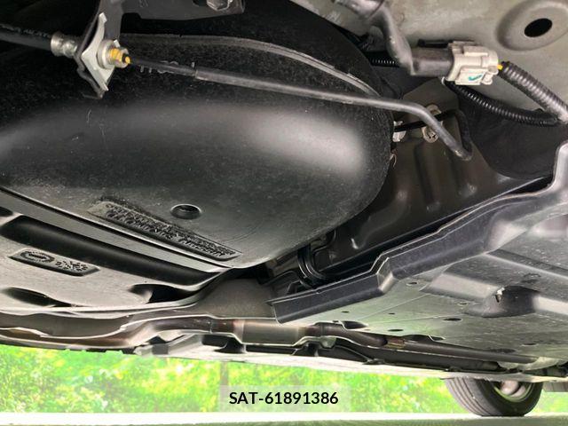Nissan AURA 2022-01 7356932-18