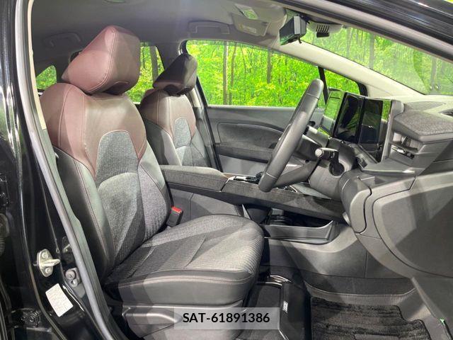 Nissan AURA 2022-01 7356932-7