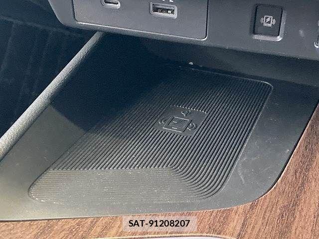 Nissan AURA 2021-08 7356929-9
