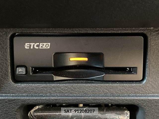 Nissan AURA 2021-08 7356929-10