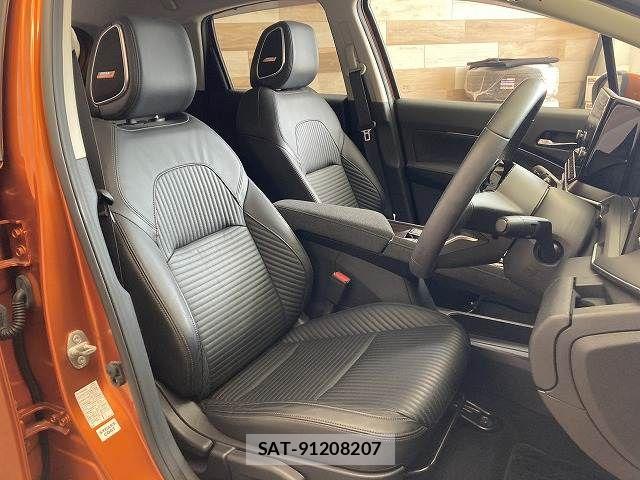 Nissan AURA 2021-08 7356929-11