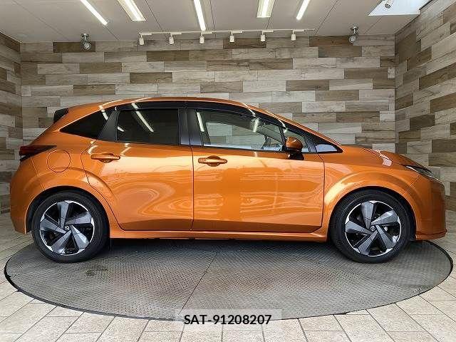 Nissan AURA 2021-08 7356929-16