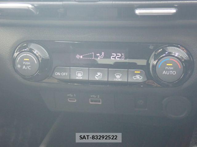 Nissan AURA 2022-07 7356919-15