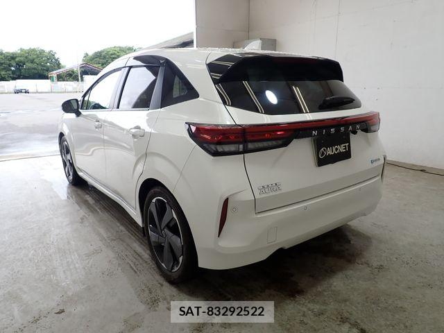 Nissan AURA 2022-07 7356919-2