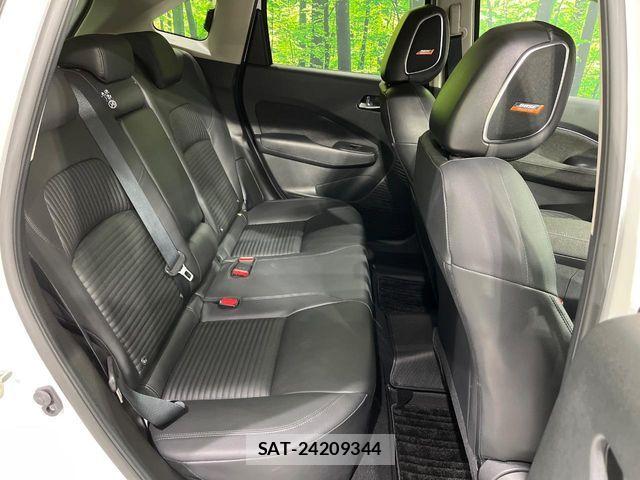 Nissan AURA 2023-07 7391418-9