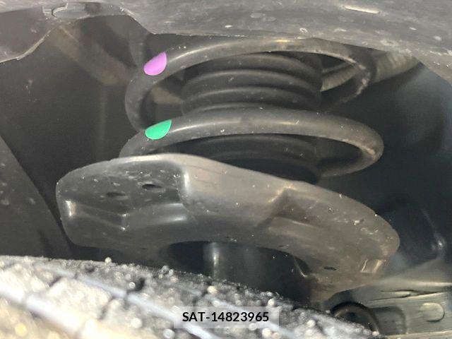 Nissan AURA 2024-09 7391414-17