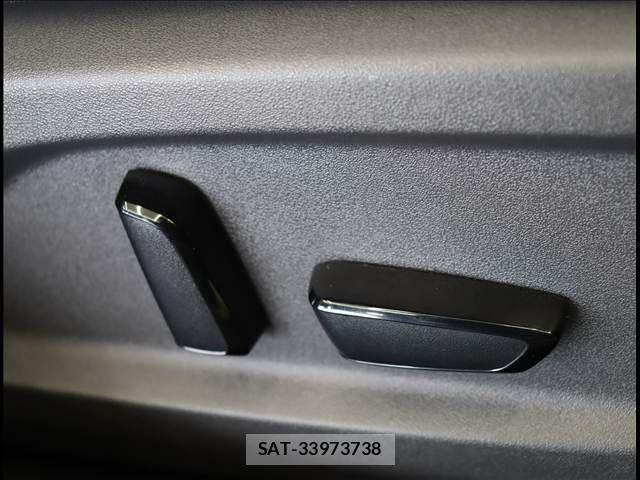 Nissan AURA 2025-05 7453043-17