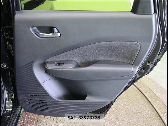 Nissan AURA 2025-05 7453043-21