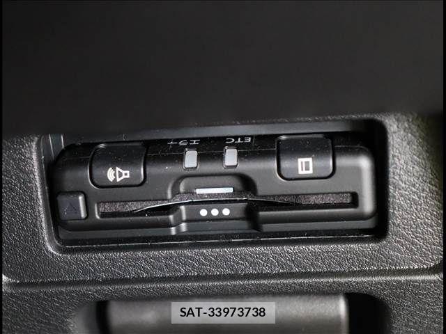Nissan AURA 2025-05 7453043-7