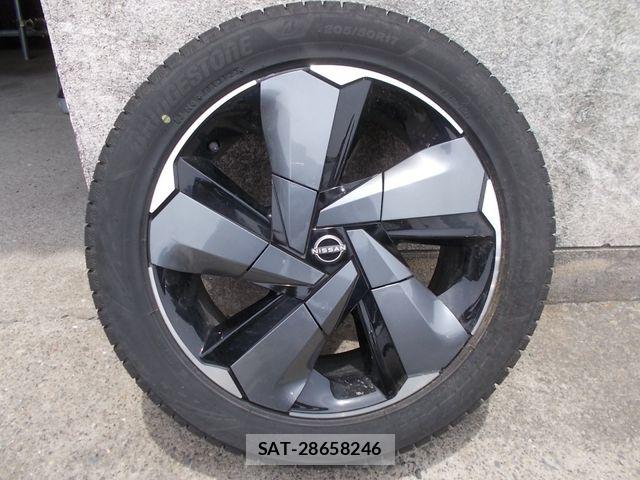 Nissan AURA 2022-05 7453051-27