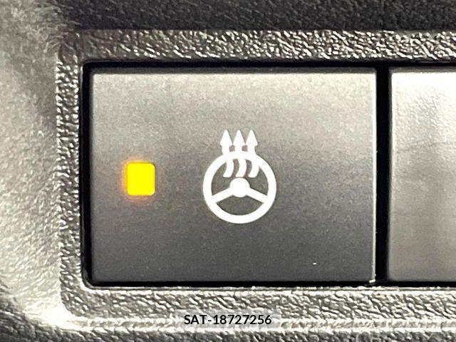 Nissan AURA 2025-06 7499622-8